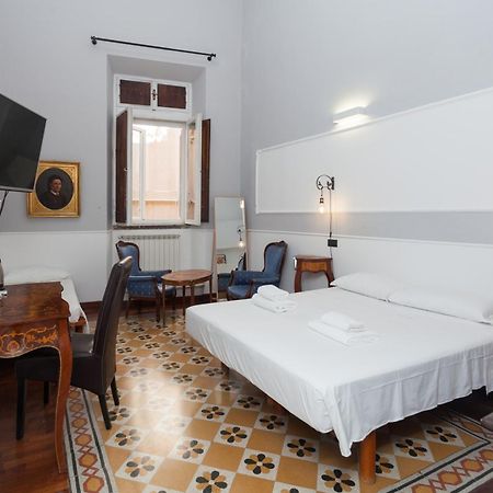 Palazzo Del Duca Piazza Navona Guest House Rom Eksteriør billede