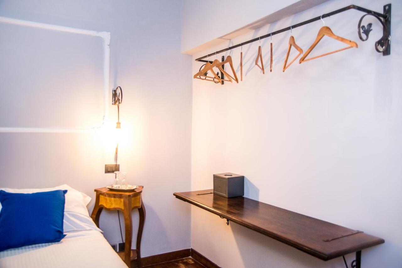 Palazzo Del Duca Piazza Navona Guest House Rom Eksteriør billede