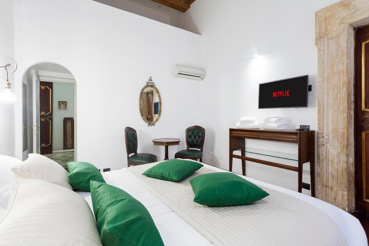 Palazzo Del Duca Piazza Navona Guest House Rom Eksteriør billede