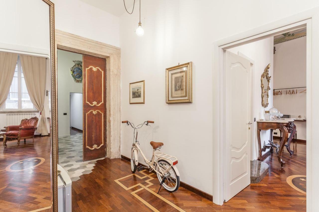 Palazzo Del Duca Piazza Navona Guest House Rom Eksteriør billede