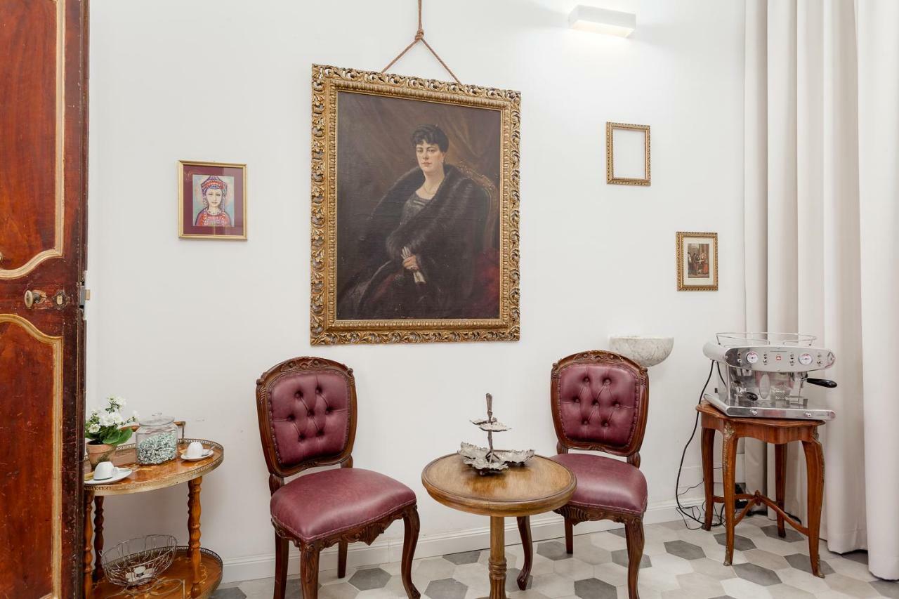 Palazzo Del Duca Piazza Navona Guest House Rom Eksteriør billede